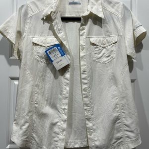 Columbia size small shirt